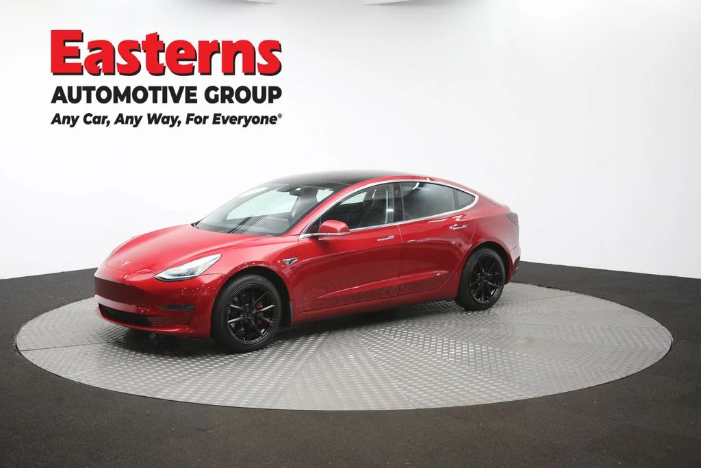 Used 2019 Red Tesla Long Range image 50