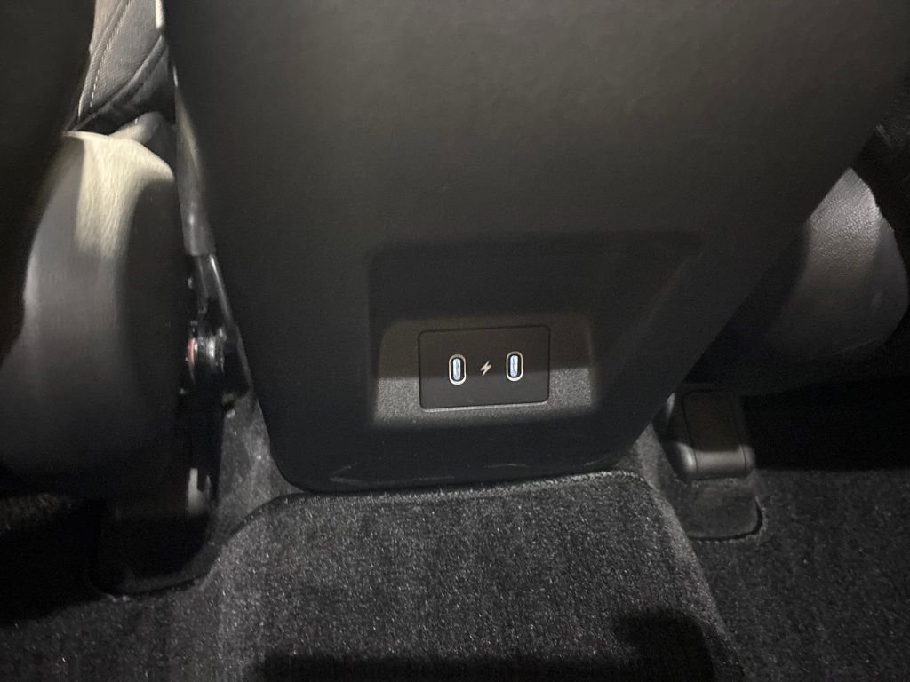 Used 2026 Silver Hyundai SE image 28