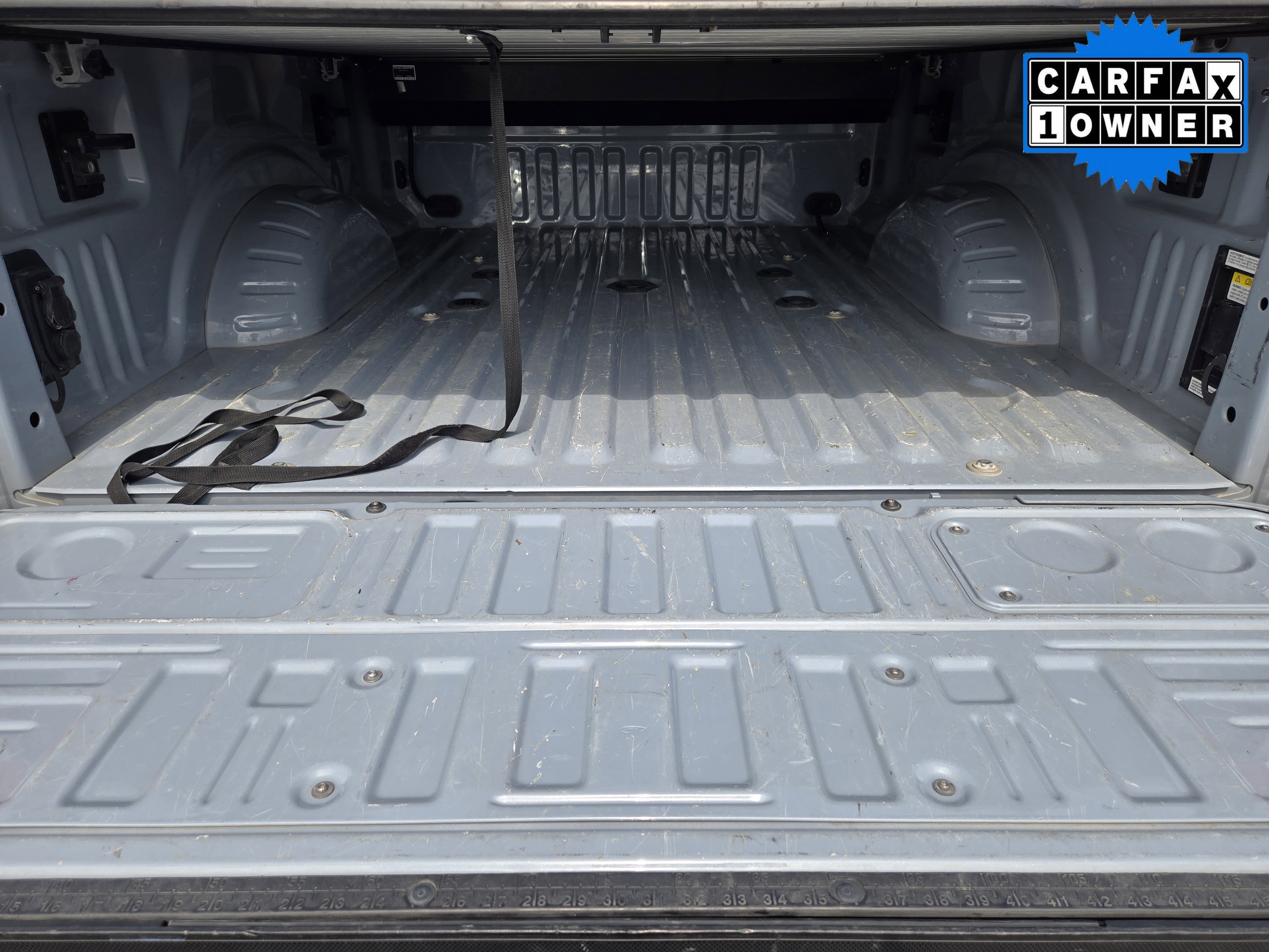 Used 2024 Gray Metallic Ford Limited image 30