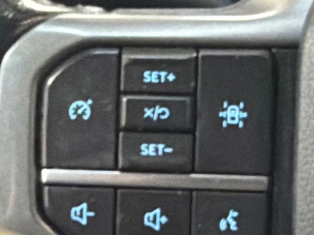 Used 2021 Blue Metallic Ford XLT image 20