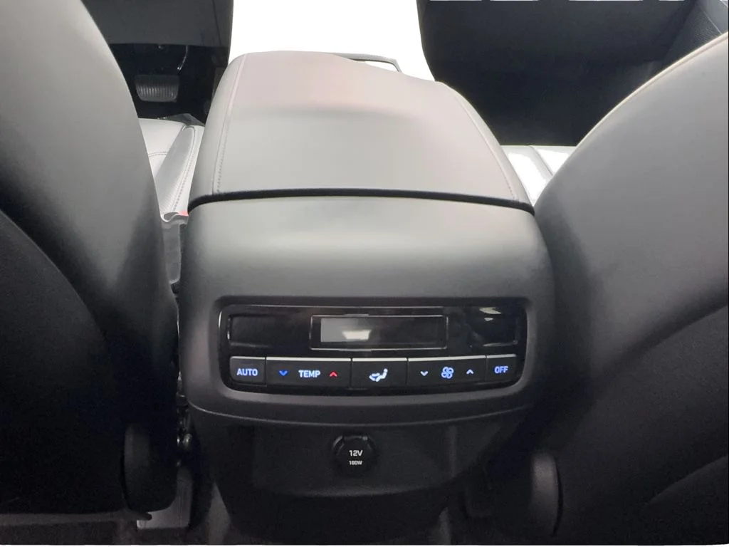 Used 2023 White Hyundai XRT image 41