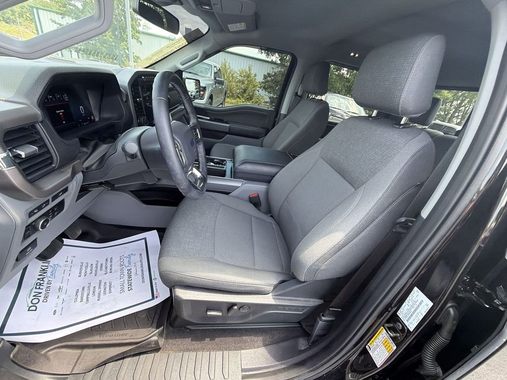 Used 2024 Black Ford XLT image 17