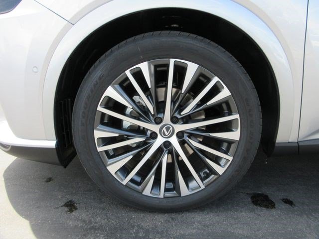 New 2026 Iridium Lexus PREMIUM PLUS image 48