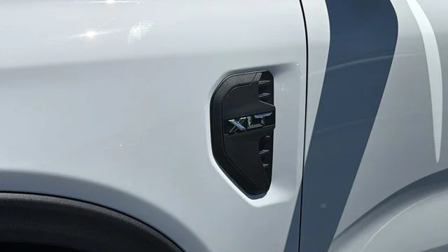 2025 Ford Ranger XLT - Photo 13