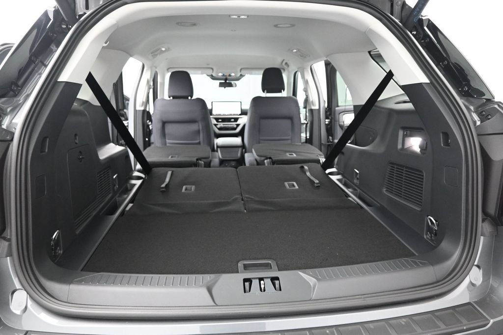 New 2026 Carbonized Gray Metallic Ford Active image 22