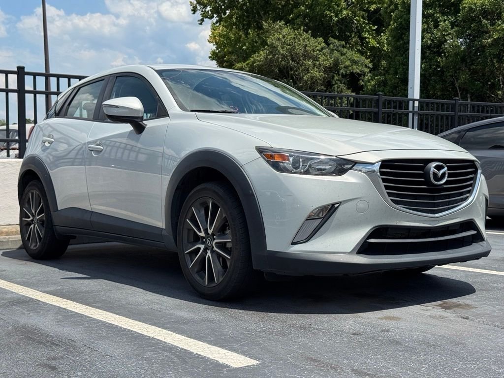 Used 2017 White Mazda Touring image 1