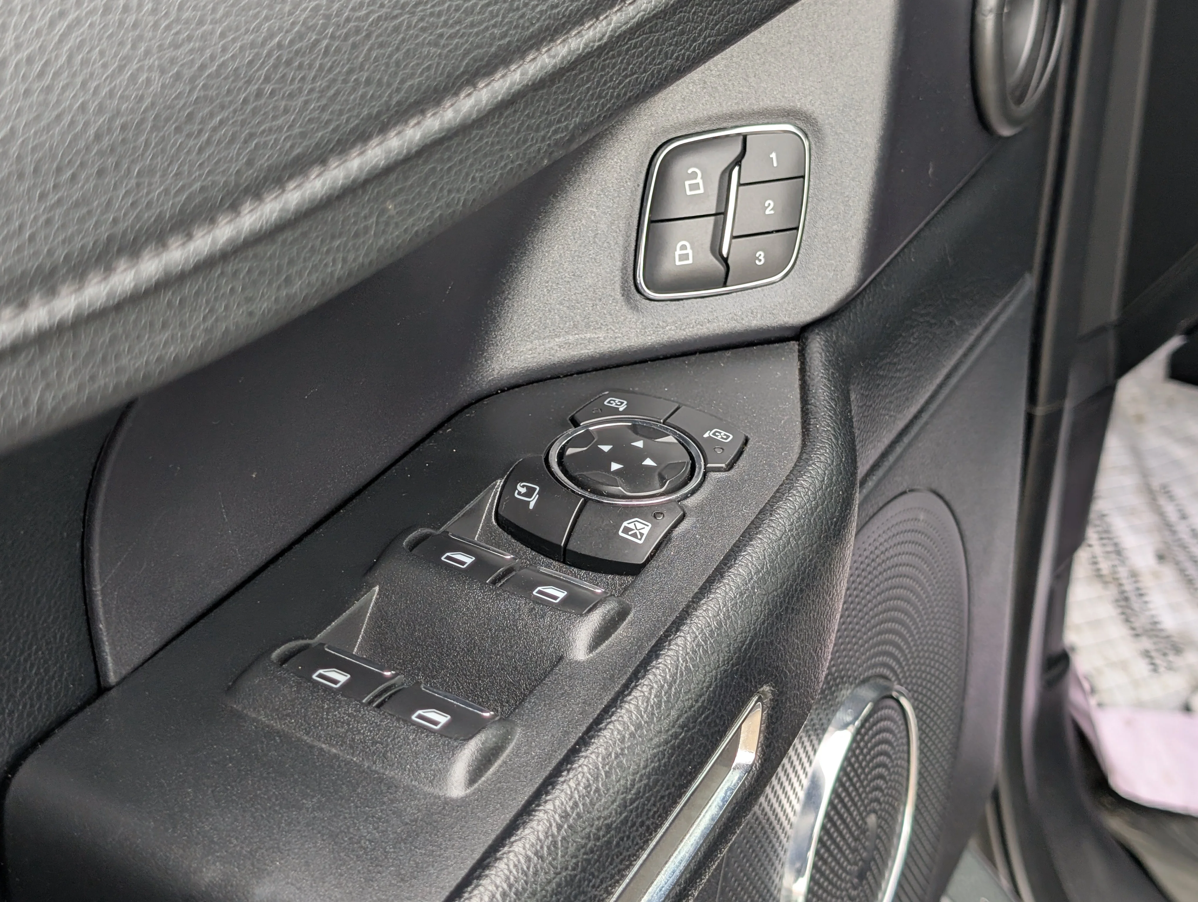 Used 2021 Agate Black Ford XLT image 18