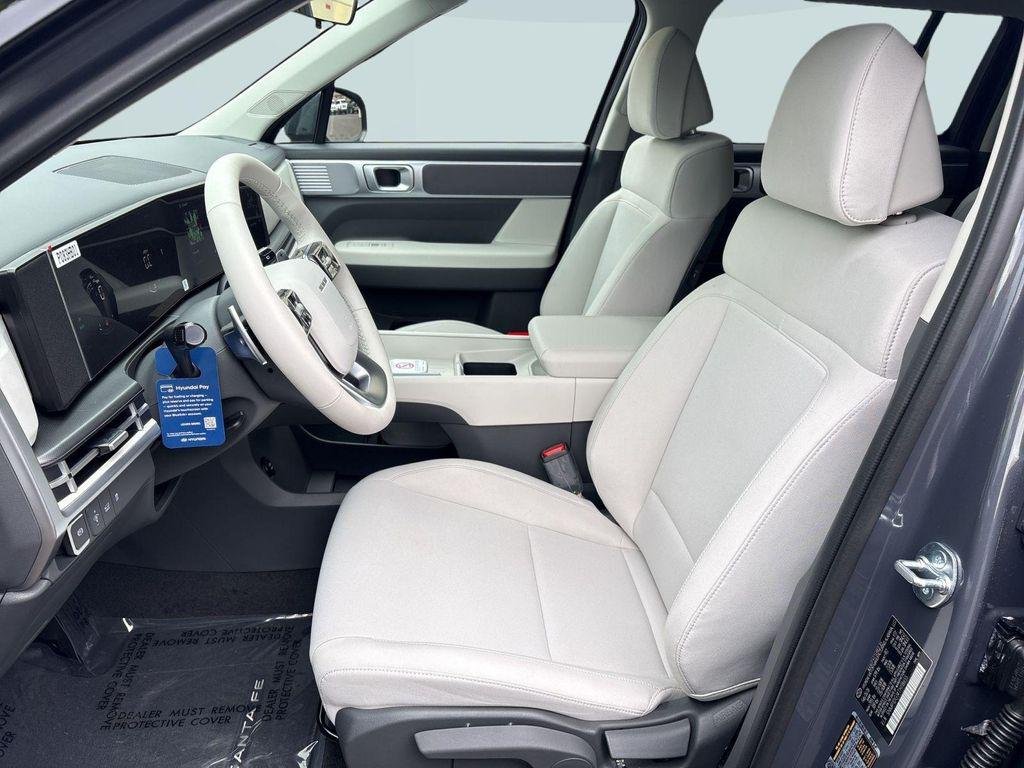 New 2026 Gray Hyundai SE image 21