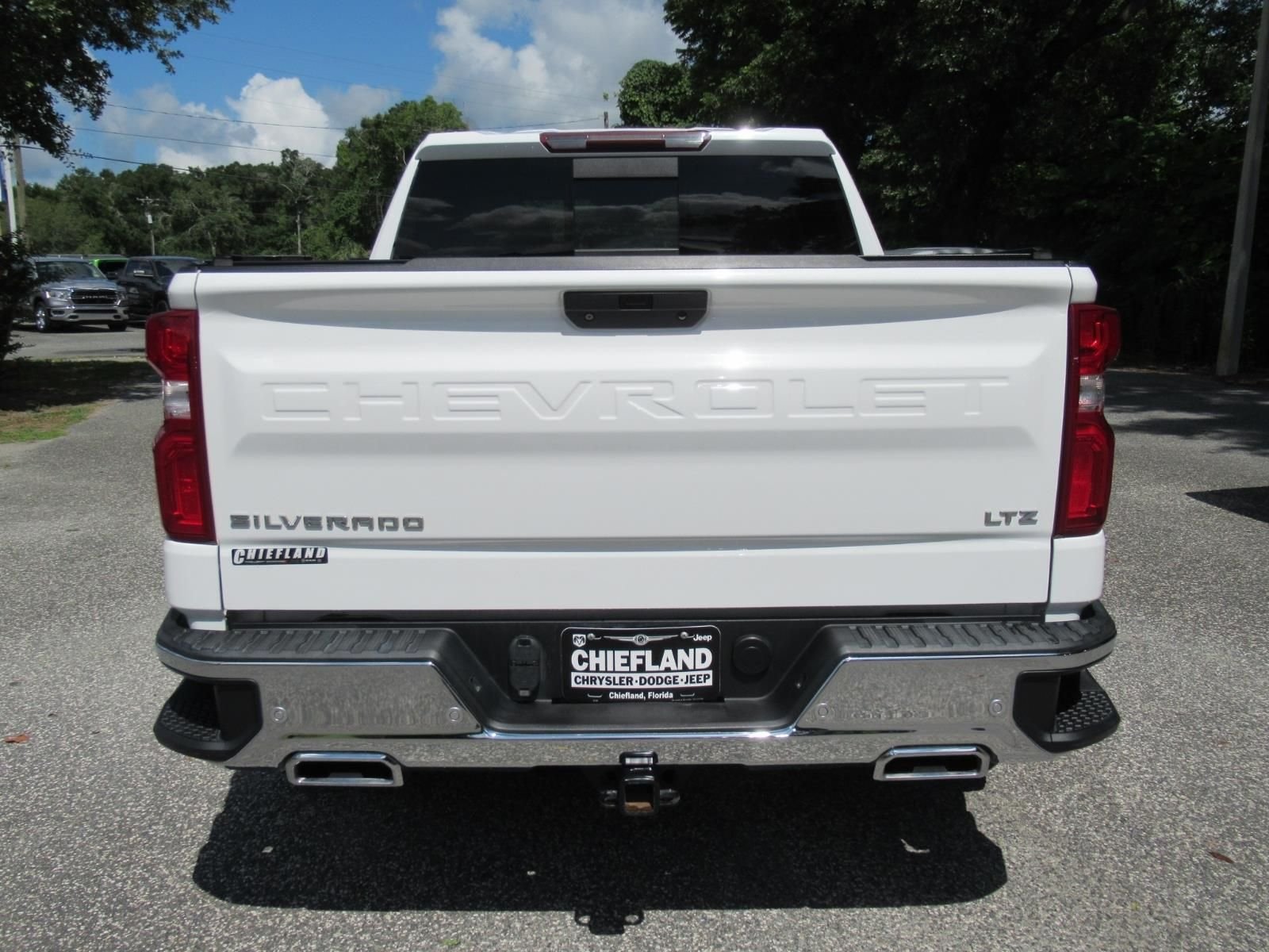 Used 2021 White Chevrolet LTZ image 6