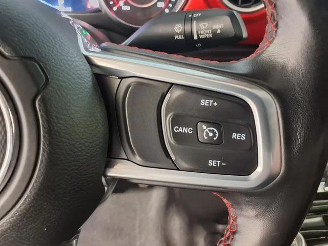 Used 2020 Billet Silver Metallic Jeep Rubicon image 11