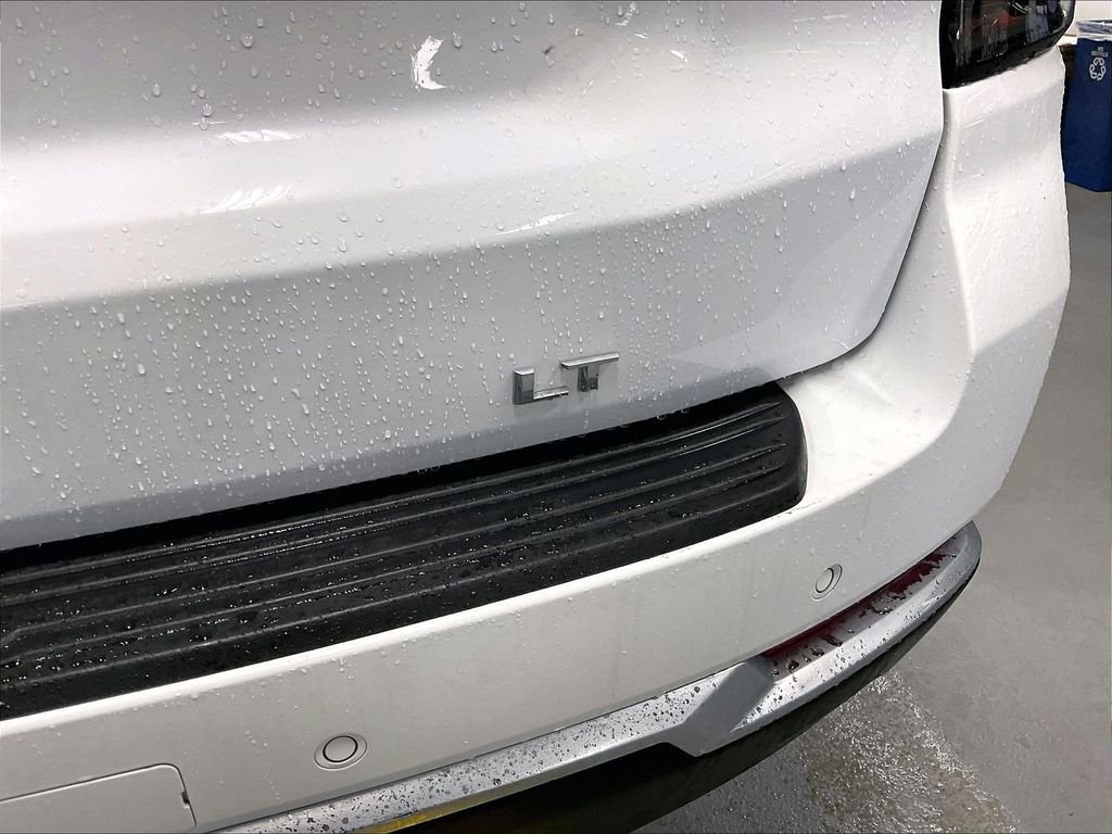 Used 2025 White Chevrolet LT image 30