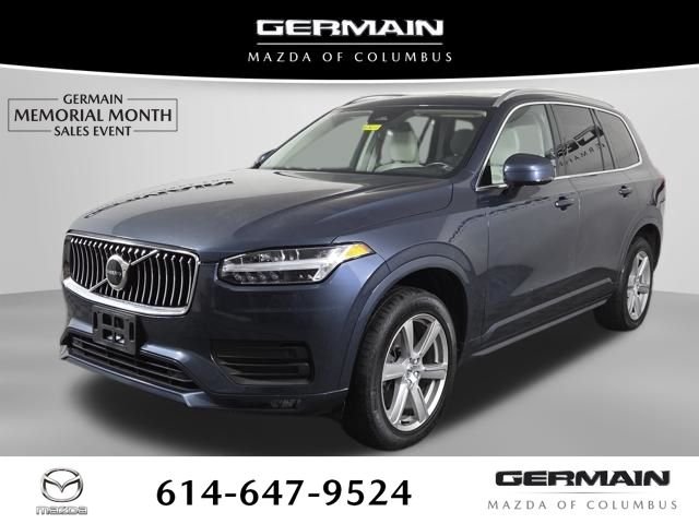 2023 Volvo XC90 B5 Core 4WD's photo