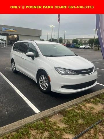 2021 Chrysler Voyager LXI