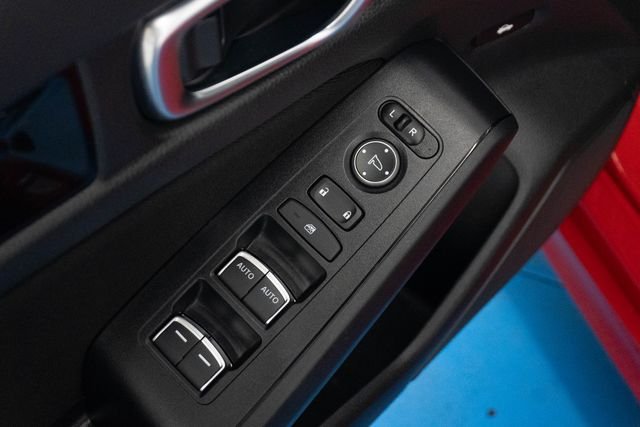 Used 2023  Honda EX image 19