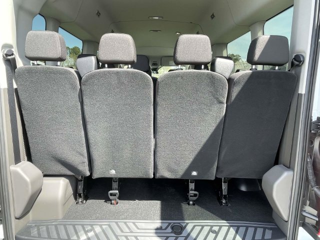 New 2026 Oxford White Ford XLT image 36