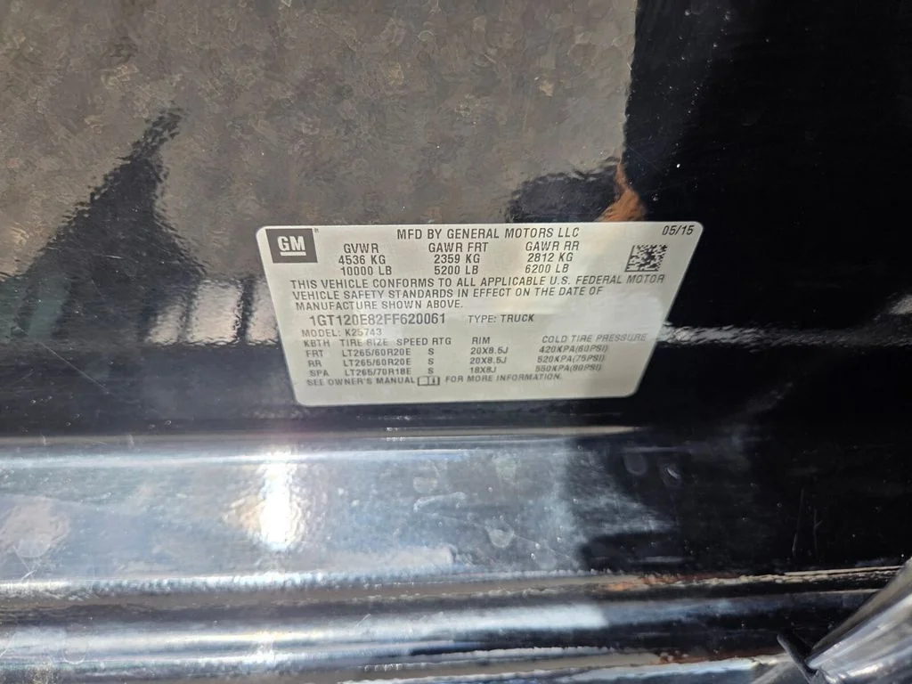 Used 2015 Black GMC Denali image 32