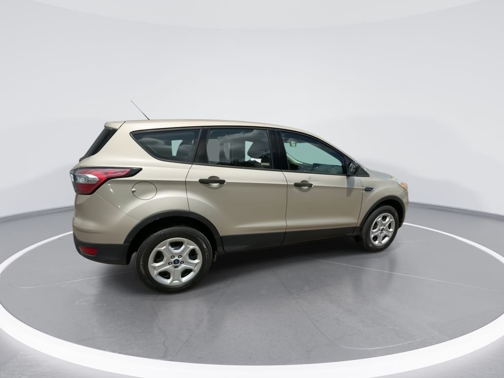 Used 2017 Gold Ford S image 9