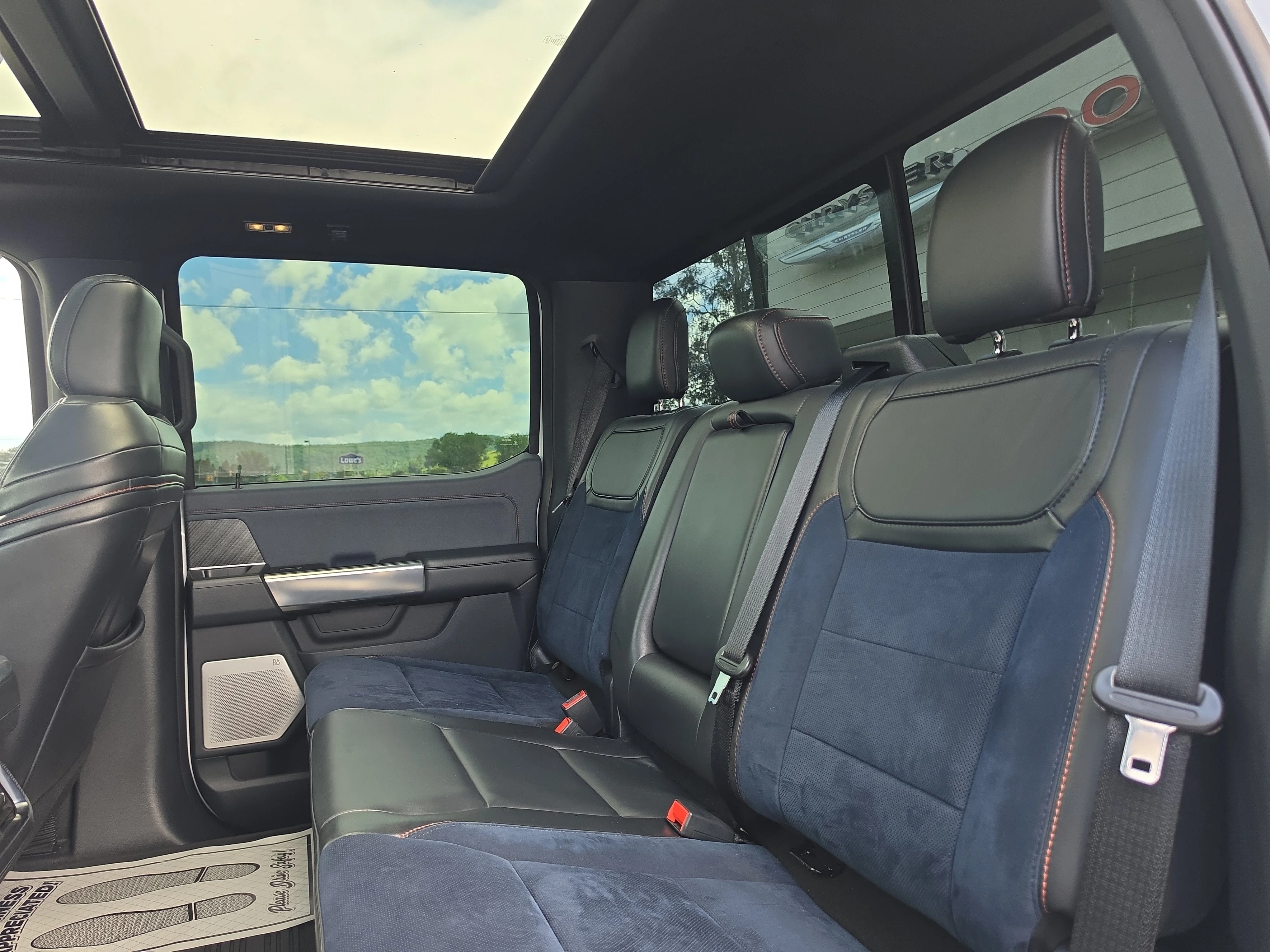 Used 2022 Oxford White Ford Raptor image 13
