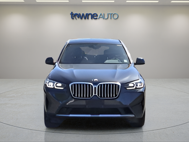 Used 2024  BMW xDrive30i image 8