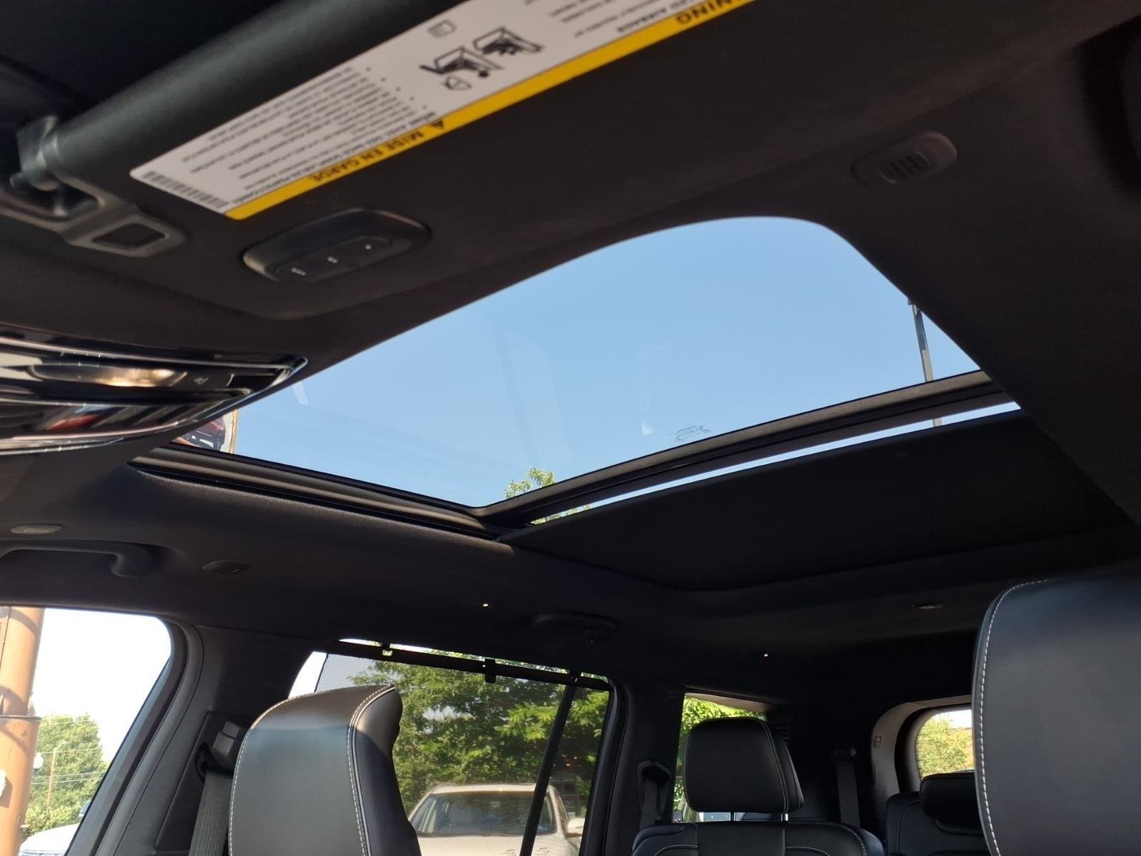 Used 2023 Baltic Gray Metallic Clearcoat Jeep Overland image 6