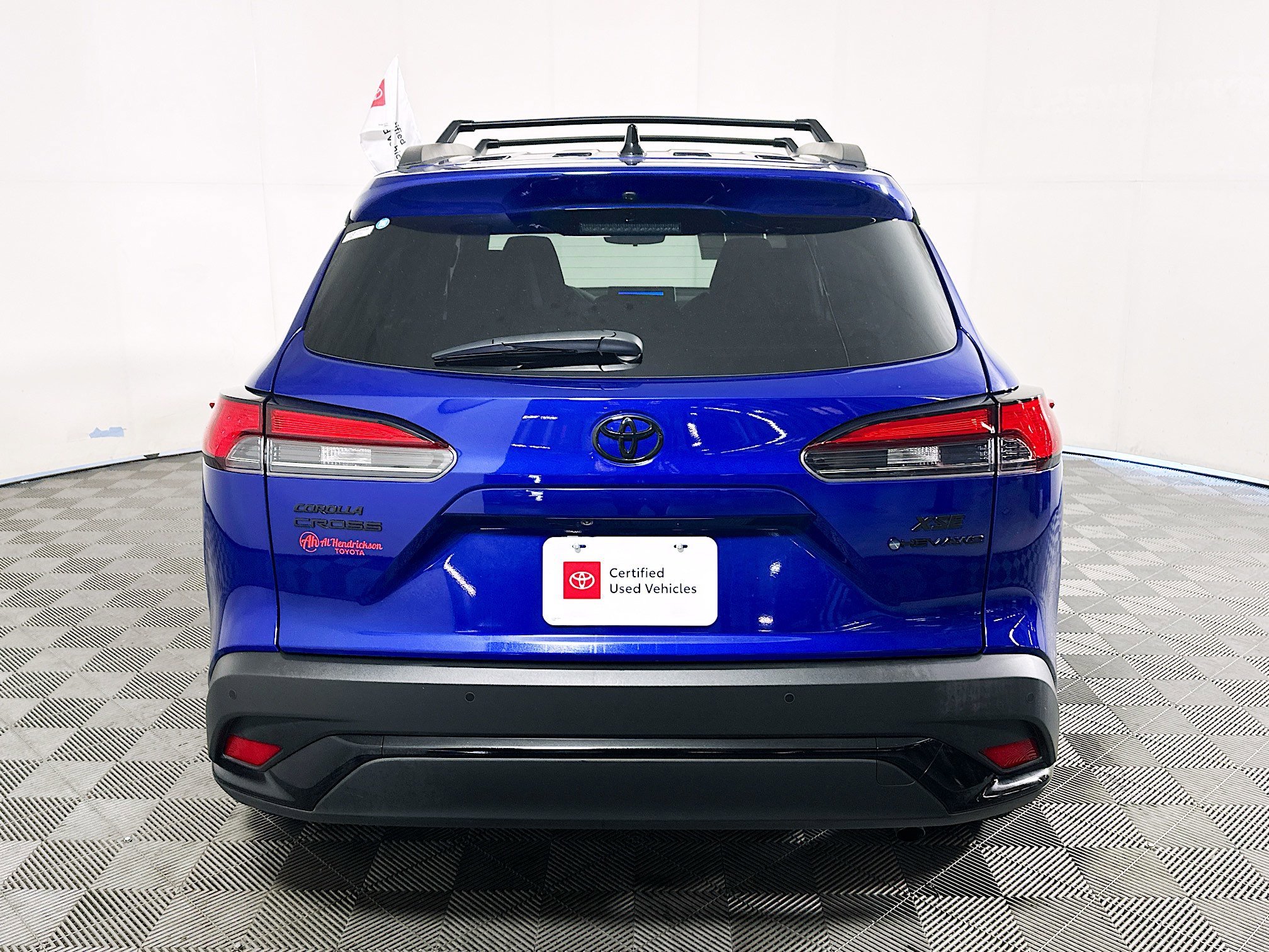 Used 2025 Blue Toyota Hybrid XSE image 4