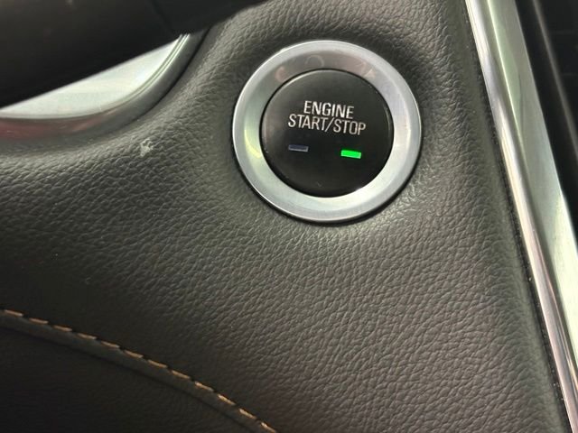 Used 2018 White Chevrolet LT image 27
