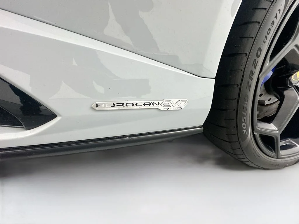 Used 2022 Grigio Hati Metallic Lamborghini Base image 26