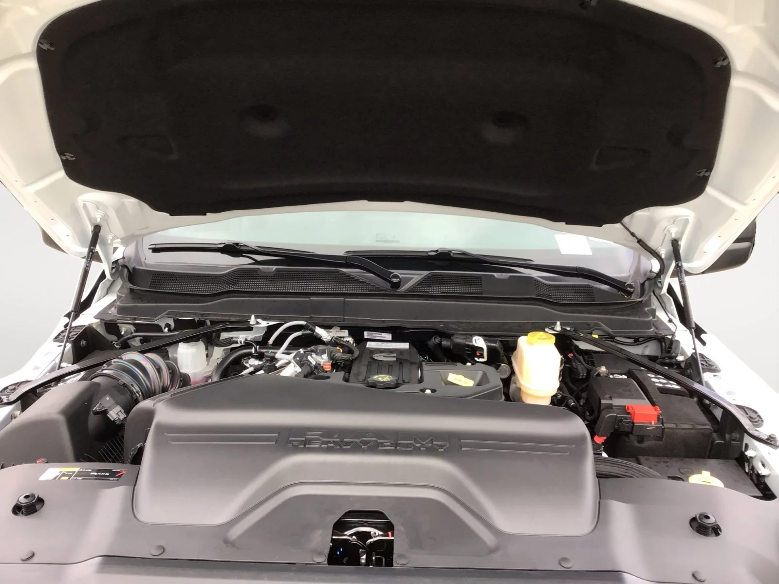 New 2026 Bright White Clearcoat Ram Tradesman image 25