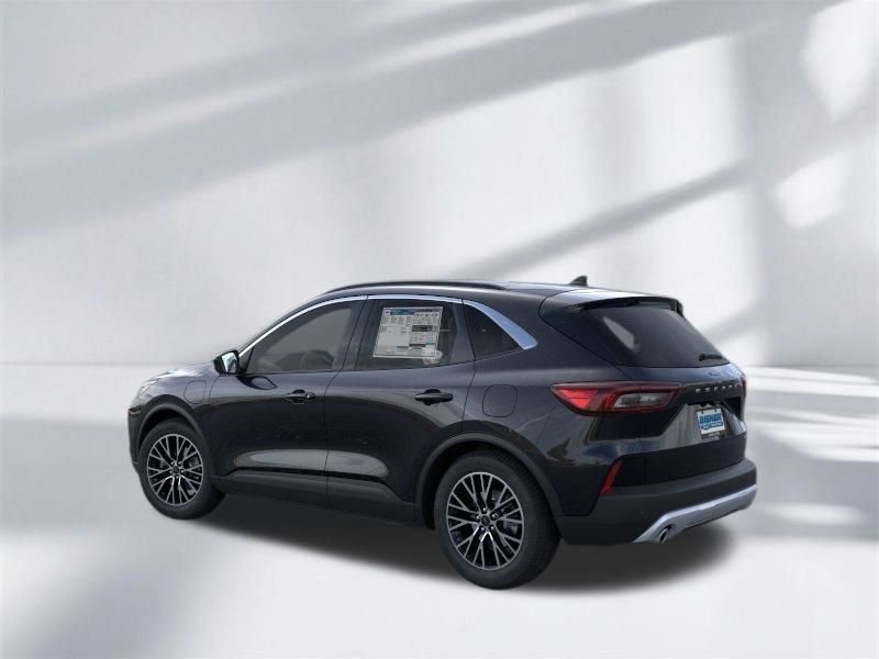 Used 2025 Agate Black Metallic Ford Plug-in Hybrid image 4