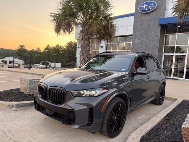 Used 2026 Gray BMW xDrive50e image 3