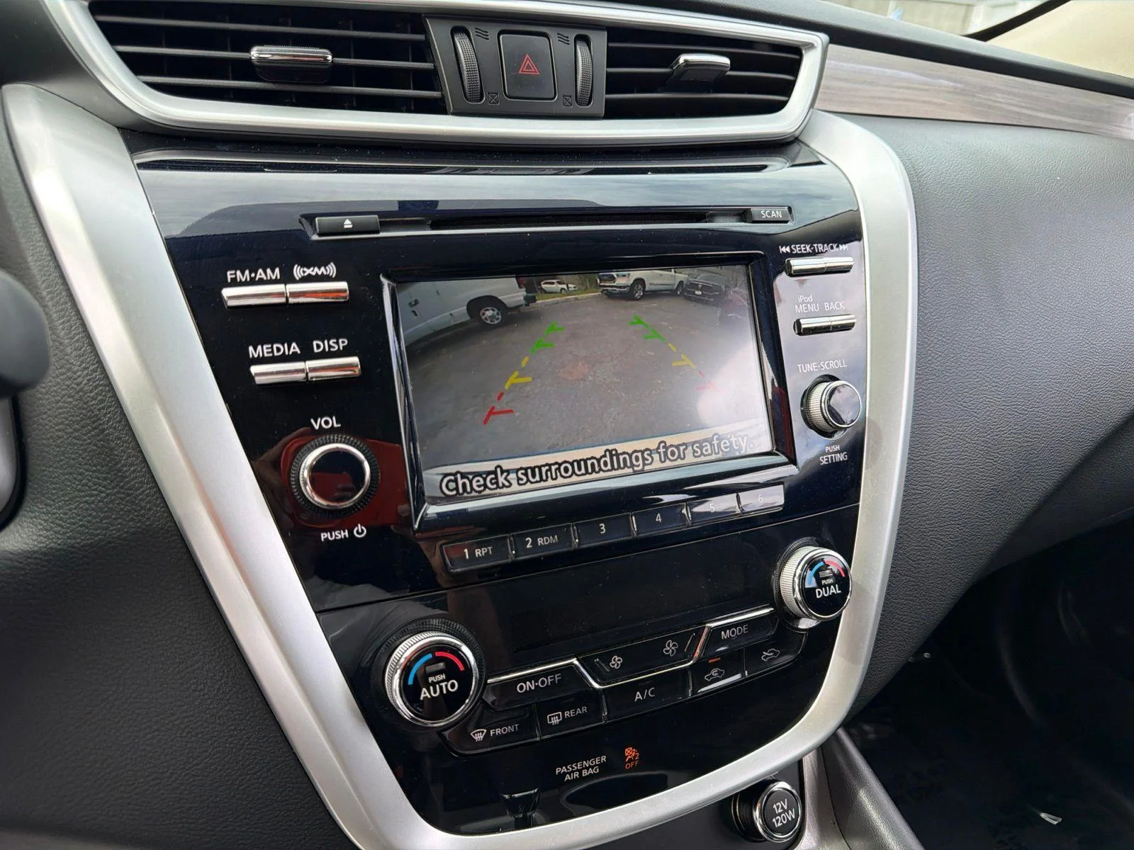 2017 Nissan Murano S - Photo 31