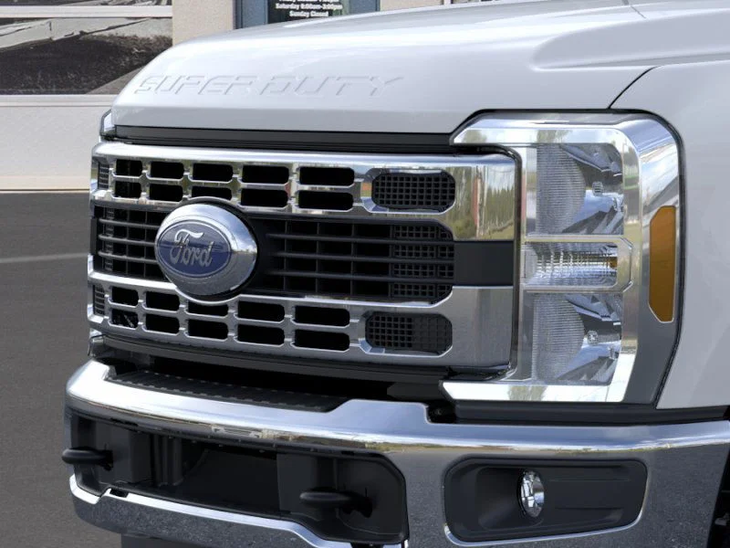 2025 Ford F-350 Super Duty Chassis Cab XL - Photo 17