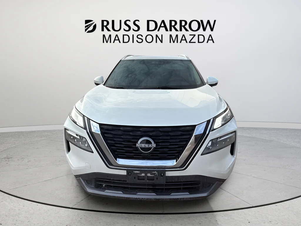 Used 2023 White Nissan SL image 8