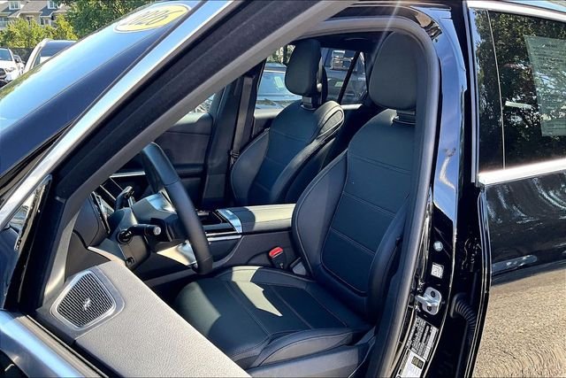 Certified Used 2026 Black Mercedes-Benz GLC 300 image 6