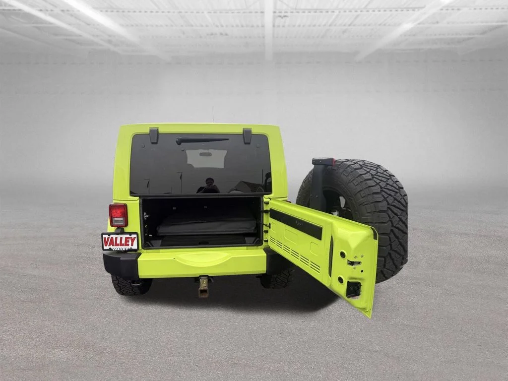 Used 2017 Green Jeep Unlimited Sahara image 49
