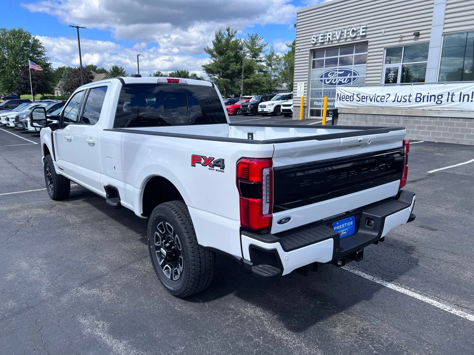 New 2026 Star White Metallic Tri-Coat Ford F-350® Platinum® image 6