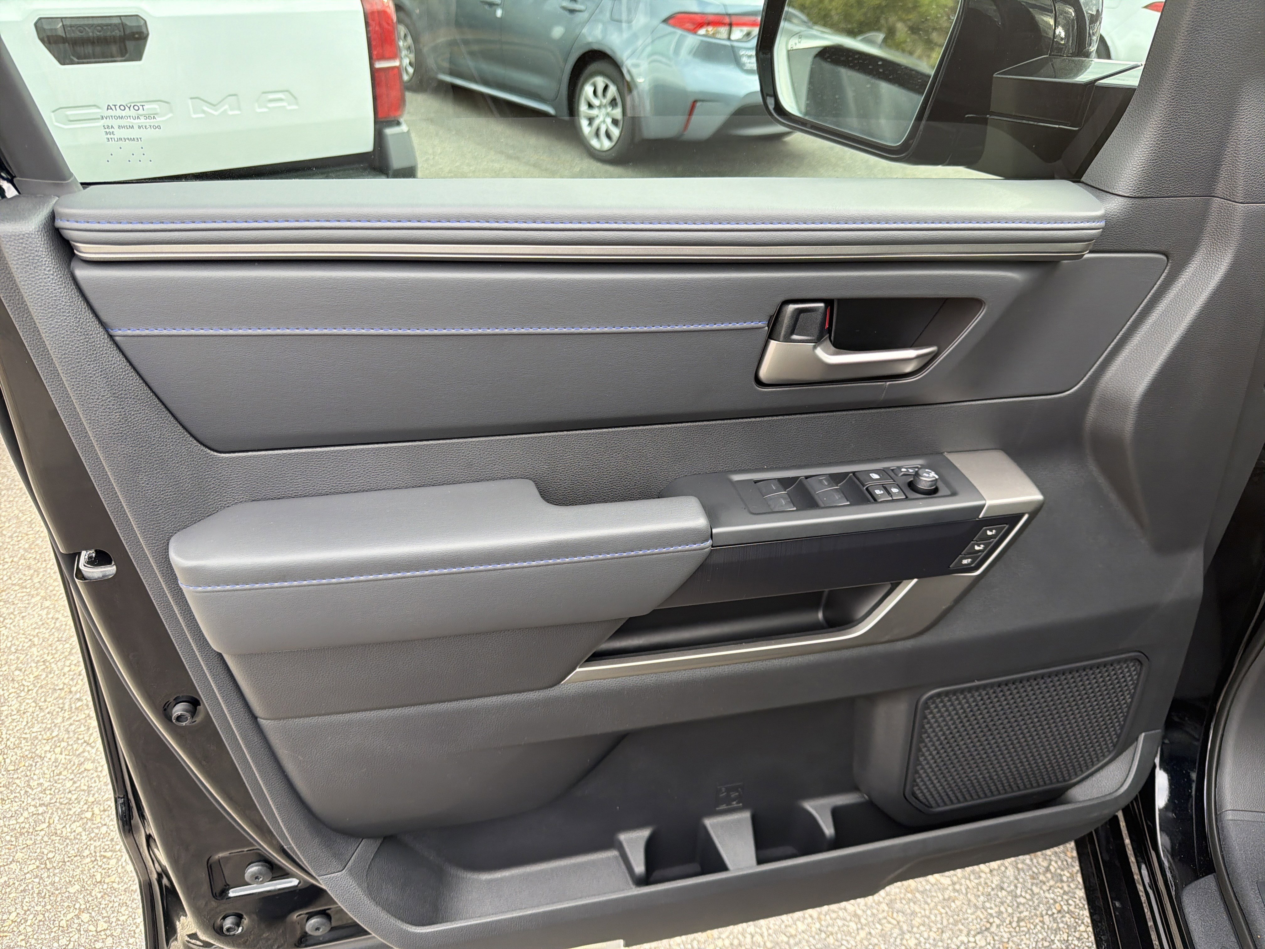 2026 Toyota Tundra Platinum - Photo 21