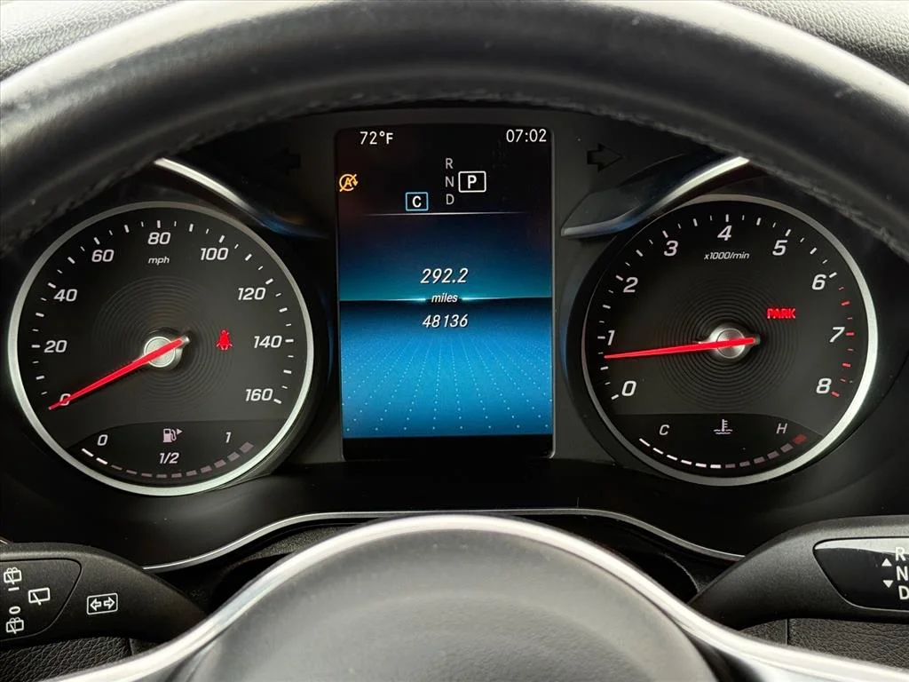 Used 2021 Black Mercedes-Benz GLC 300 image 17