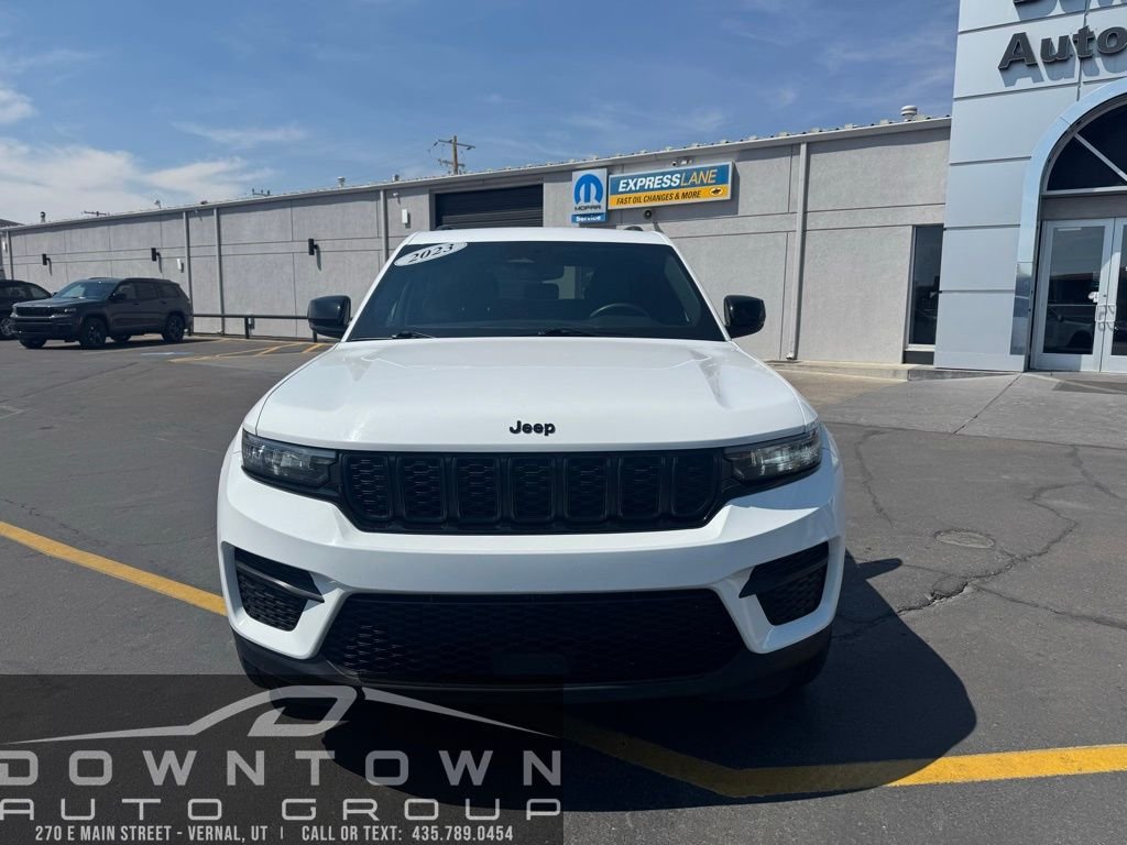 2023 Jeep Grand Cherokee Altitude - Photo 8