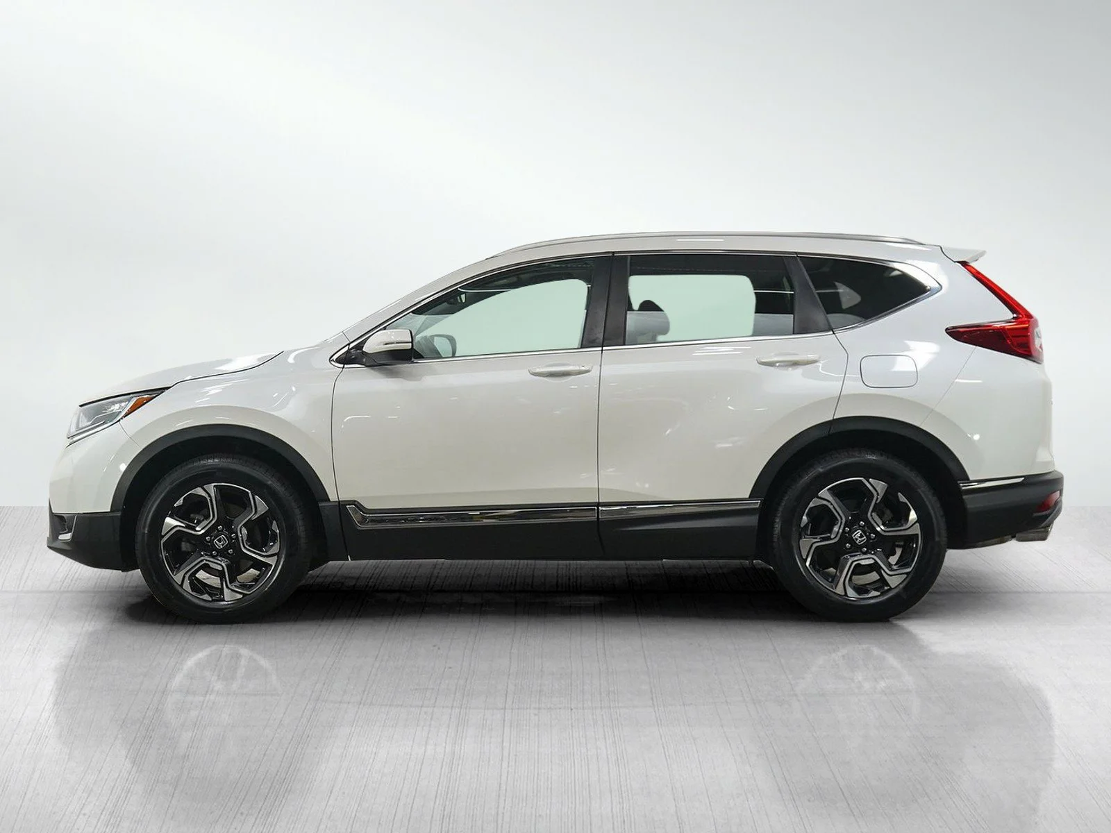 Used 2017 Honda CR-V Touring with VIN 5J6RW2H92HL040010 for sale in White Bear Lake, Minnesota