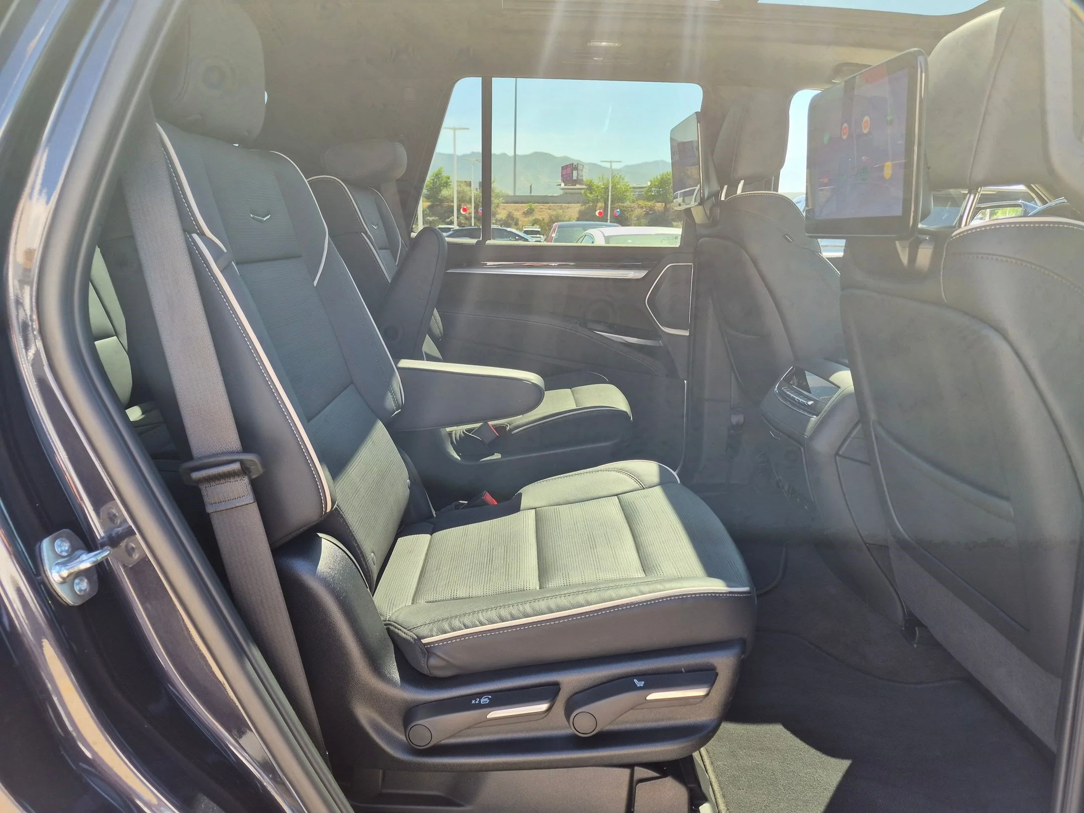 Used 2025 Galactic Gray Metallic Cadillac 4WD Premium Luxury image 28