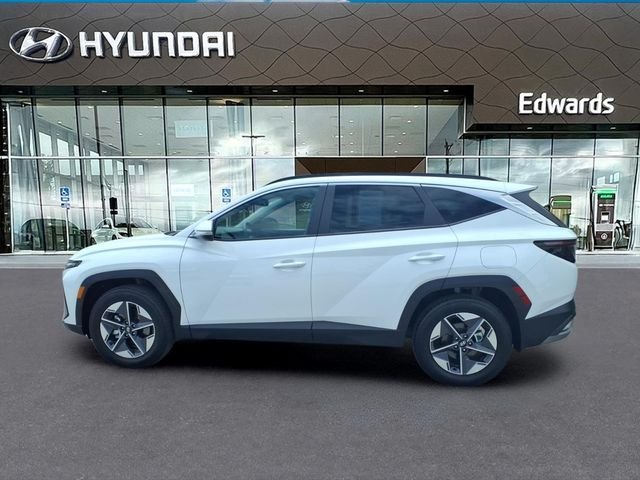 New 2026 White Hyundai SEL Premium image 8