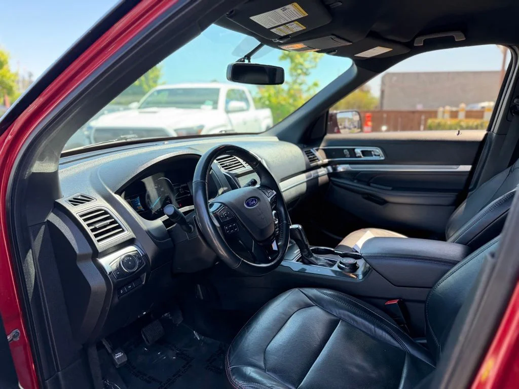 Used 2017 Red Ford Sport image 14