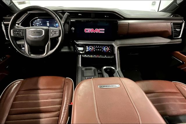 Used 2024 Onyx Black GMC Denali Ultimate image 18