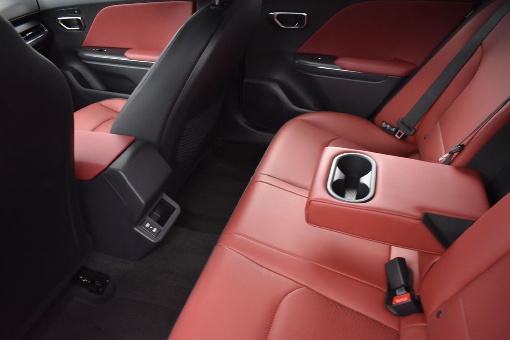 New 2026 Interstellar Gray Kia GT-Line image 18