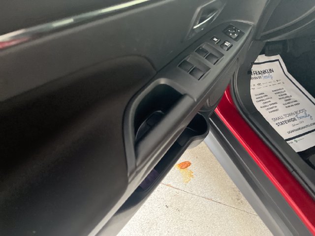 Used 2025 Black Mitsubishi  image 10