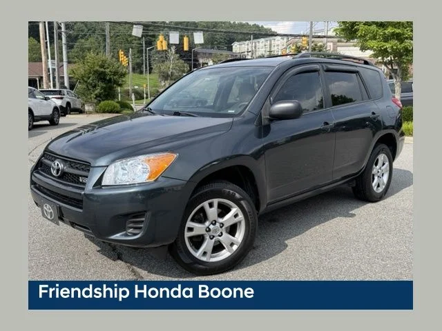 Used 2010 Green Toyota Base image 1
