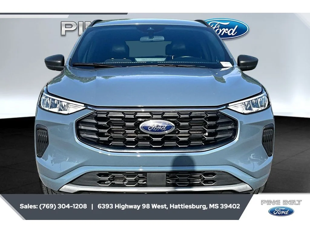 Used 2023 Vapor Blue Metallic Ford ST-Line image 3