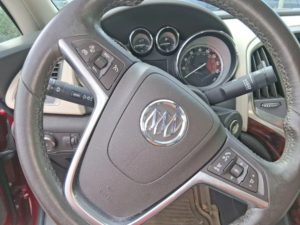 Used 2014 Red Buick Convenience Group image 12