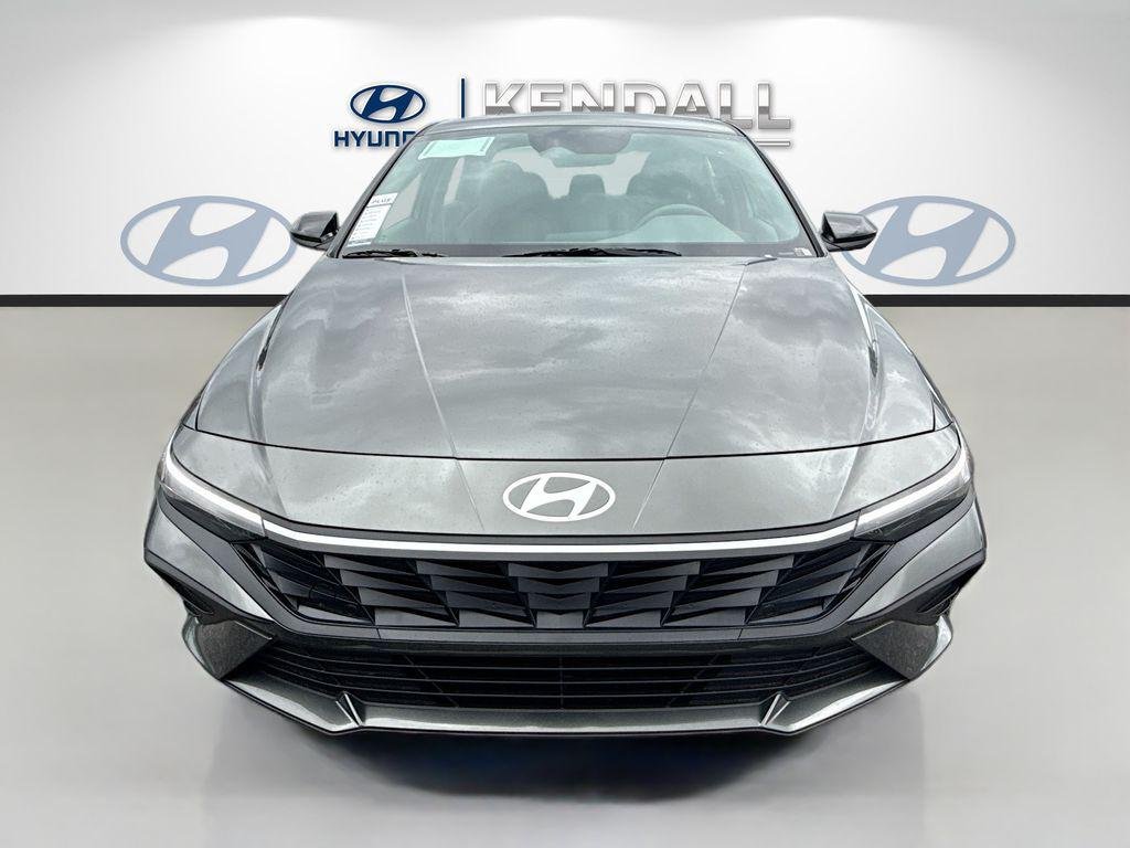 New 2026 Amazon Gray Hyundai SEL Sport image 2